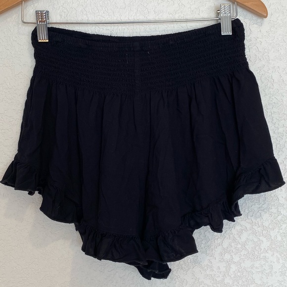 Hollister Shorts L - Picture 2 of 5